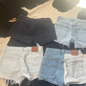 4 pairs of jean shorts